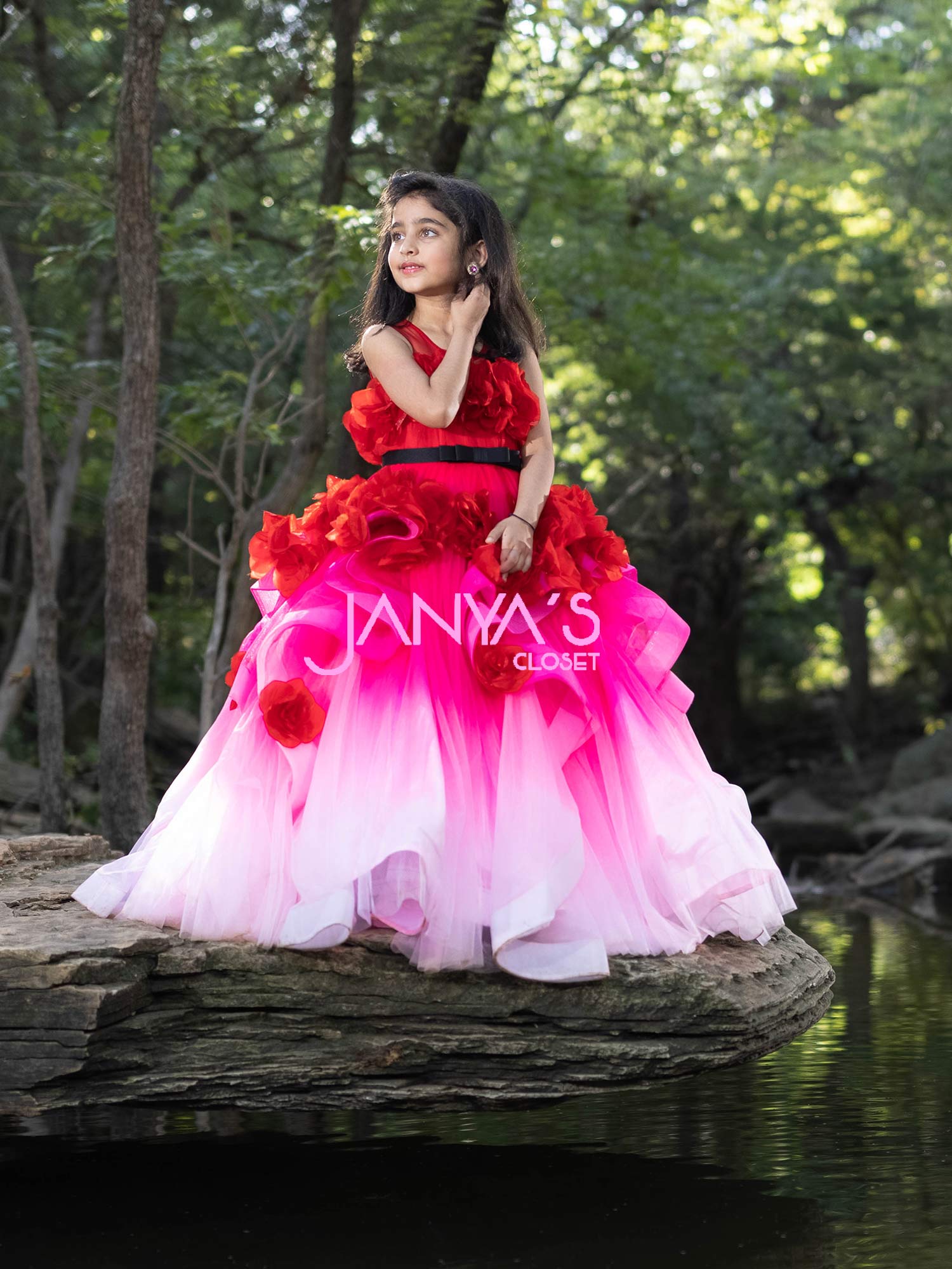 Pre order - Shaded Red Fantasy Gown With Hair Pin